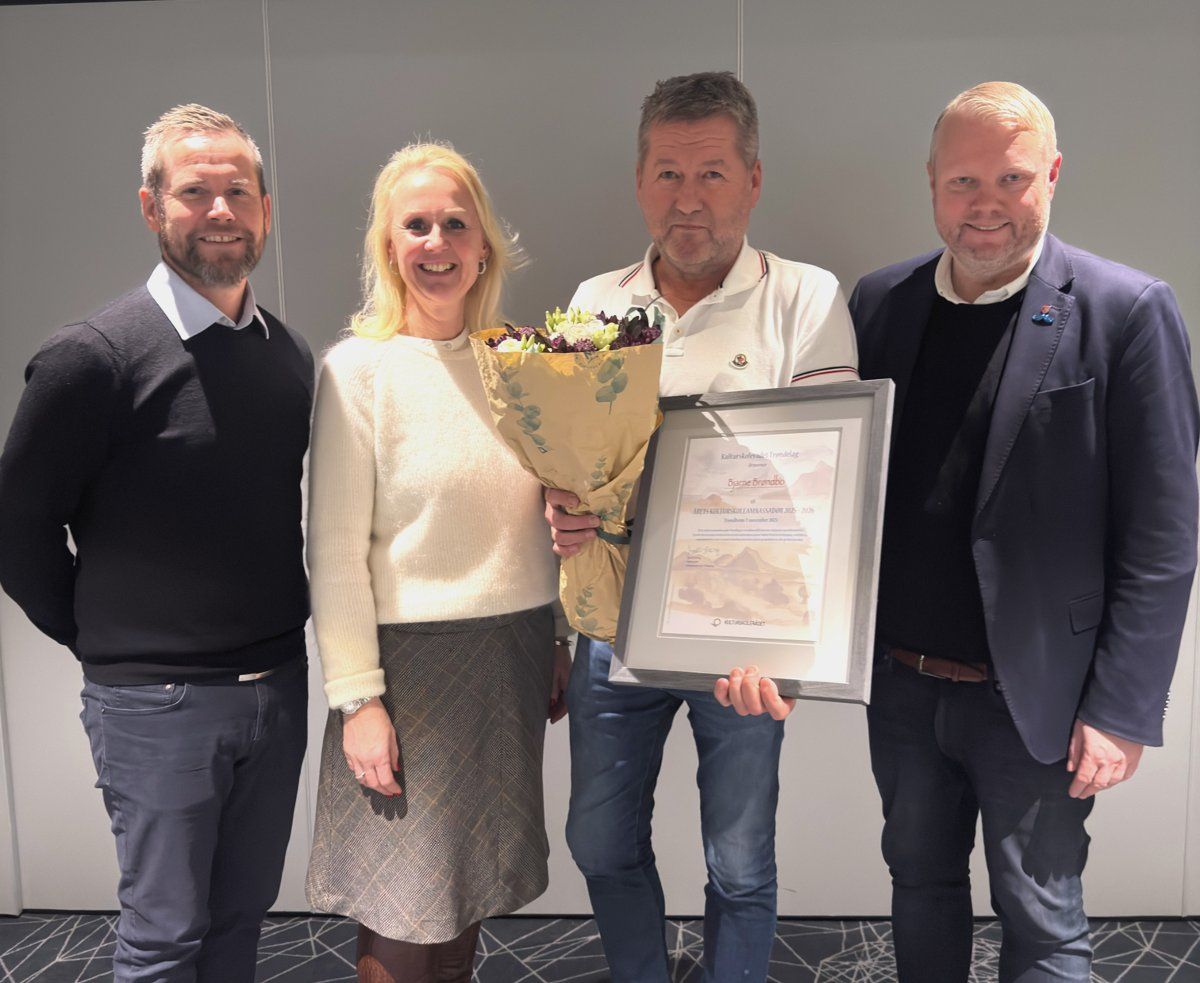 Gruppebilde med Bjarne Brøndbo
