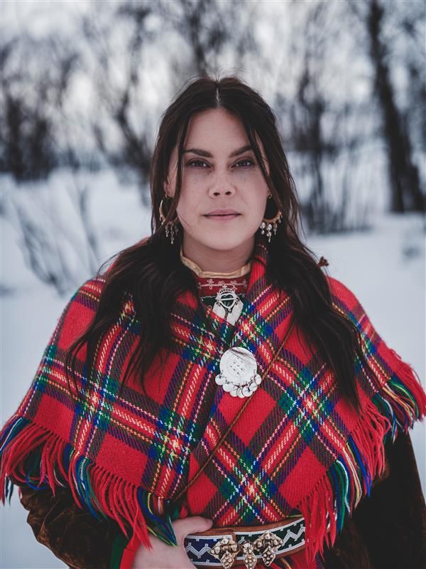 Cecilia Dyrøy (Cilja), samisk vokalist. Foto_ Carl-Johan Utsi